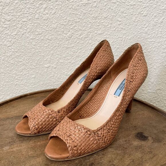 Prada Leather Woven Peep Open Toe Pump Heels Women's Size 38 US 8 - Picture 1 of 9